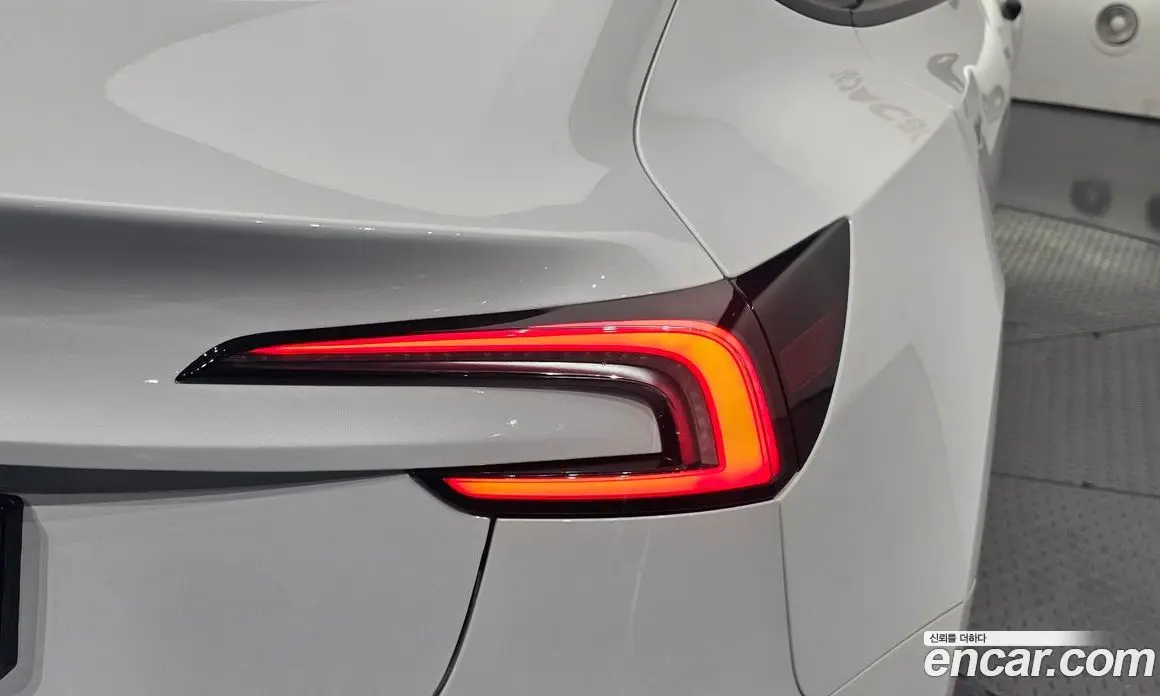Tesla Model 3 2024 0.2 автомат (гидро), фото 8 Tesla Model 3 2024 0.2 автомат (гидро), фото 8