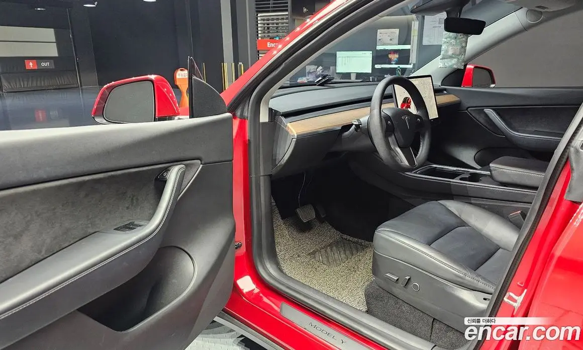 Tesla Model Y 2021 0.2 автомат (гидро), фото 11 Tesla Model Y 2021 0.2 автомат (гидро), фото 11