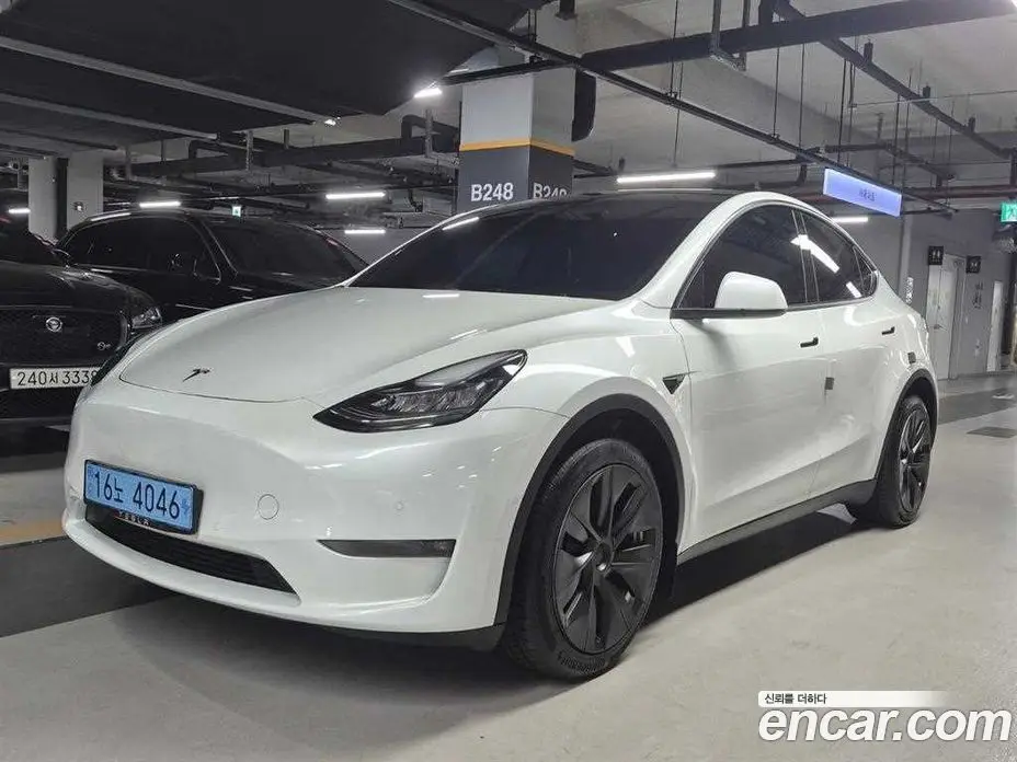 Tesla Model Y 2022 0.1 автомат (гидро), фото 1 Tesla Model Y 2022 0.1 автомат (гидро), фото 1