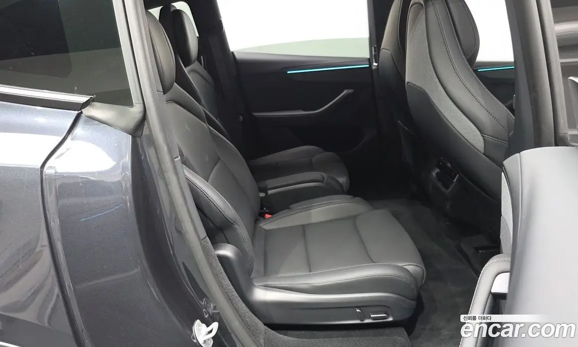Tesla Model Y 2026 0.2 автомат (гидро), фото 17 Tesla Model Y 2026 0.2 автомат (гидро), фото 17