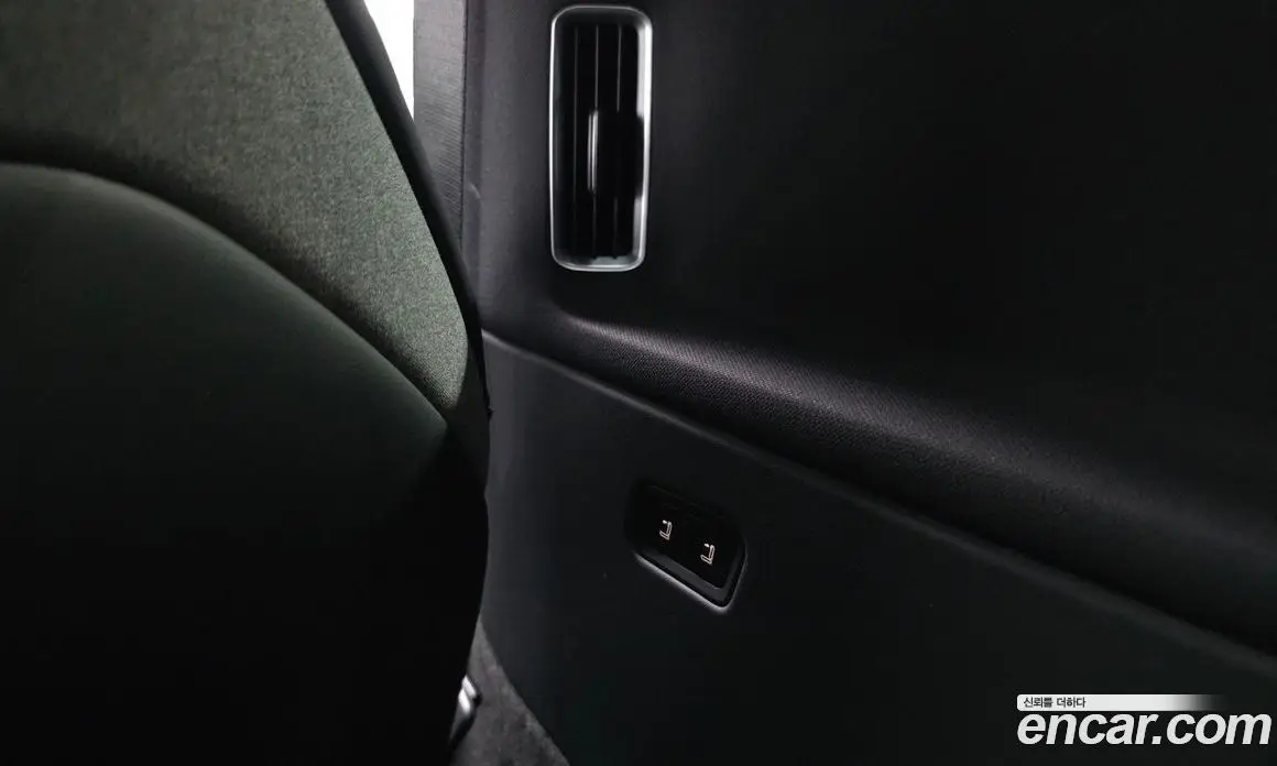 Tesla Model Y 2026 0.2 автомат (гидро), фото 26 Tesla Model Y 2026 0.2 автомат (гидро), фото 26