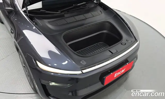 Tesla Model Y 2026 0.2 автомат (гидро), миниатюра 5 Tesla Model Y 2026 0.2 автомат (гидро), миниатюра 5