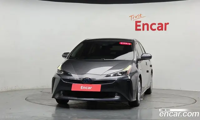Toyota Prius 2021 1.8 автомат (гидро), миниатюра 2 Toyota Prius 2021 1.8 автомат (гидро), миниатюра 2