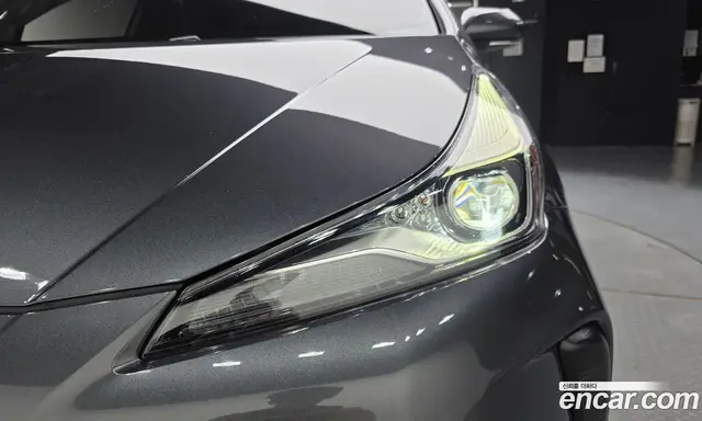 Toyota Prius 2021 1.8 автомат (гидро), миниатюра 7 Toyota Prius 2021 1.8 автомат (гидро), миниатюра 7