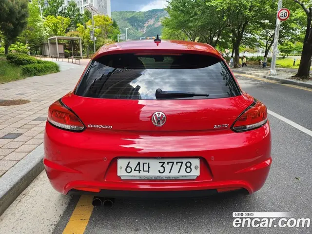 Volkswagen Scirocco 2013 2.0 автомат (гидро), миниатюра 4 Volkswagen Scirocco 2013 2.0 автомат (гидро), миниатюра 4