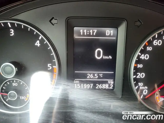 Volkswagen Scirocco 2013 2.0 автомат (гидро), миниатюра 8 Volkswagen Scirocco 2013 2.0 автомат (гидро), миниатюра 8