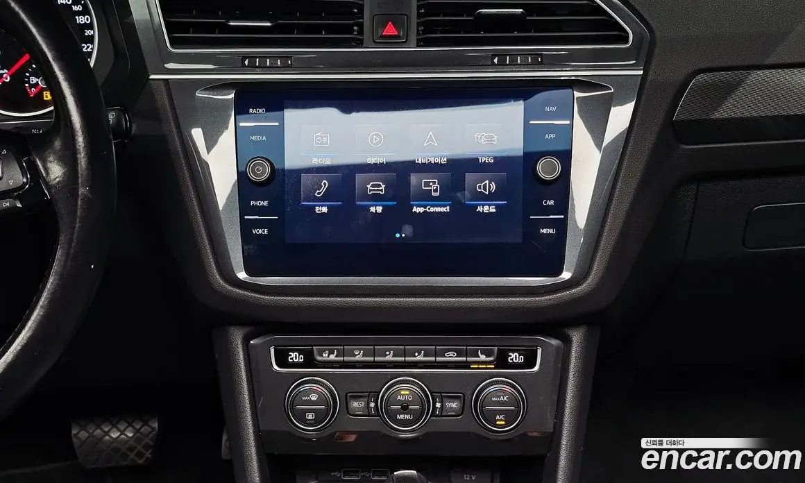 Volkswagen Tiguan 2020 2.0 автомат (гидро), фото 15 Volkswagen Tiguan 2020 2.0 автомат (гидро), фото 15