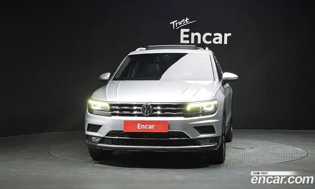 Volkswagen Tiguan 2020 2.0 автомат (гидро), миниатюра 3 Volkswagen Tiguan 2020 2.0 автомат (гидро), миниатюра 3