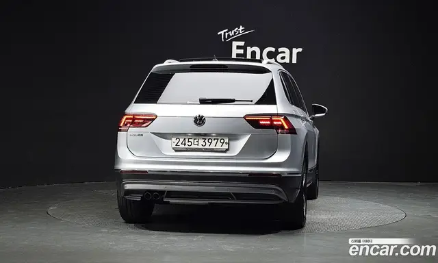 Volkswagen Tiguan 2020 2.0 автомат (гидро), миниатюра 4 Volkswagen Tiguan 2020 2.0 автомат (гидро), миниатюра 4