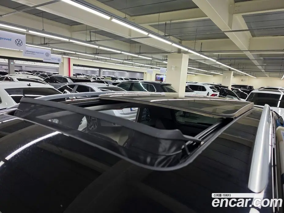 Volkswagen Tiguan 2021 2.0 автомат (гидро), фото 11 Volkswagen Tiguan 2021 2.0 автомат (гидро), фото 11
