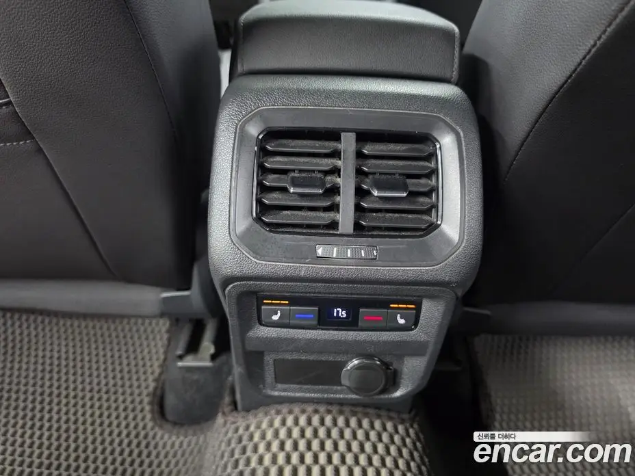 Volkswagen Tiguan 2021 2.0 автомат (гидро), фото 16 Volkswagen Tiguan 2021 2.0 автомат (гидро), фото 16