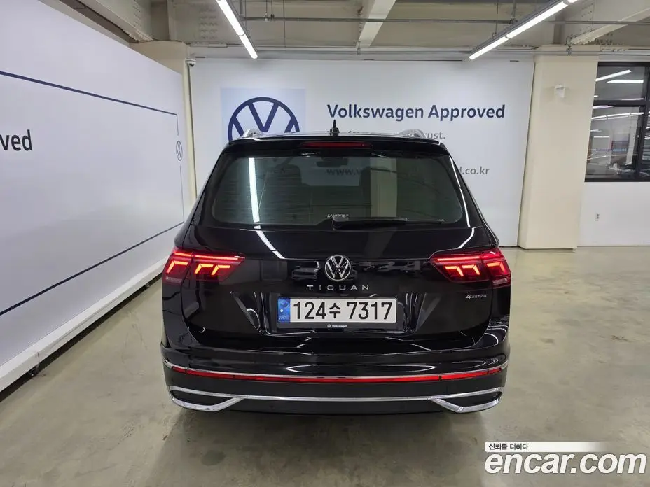 Volkswagen Tiguan 2021 2.0 автомат (гидро), фото 4 Volkswagen Tiguan 2021 2.0 автомат (гидро), фото 4