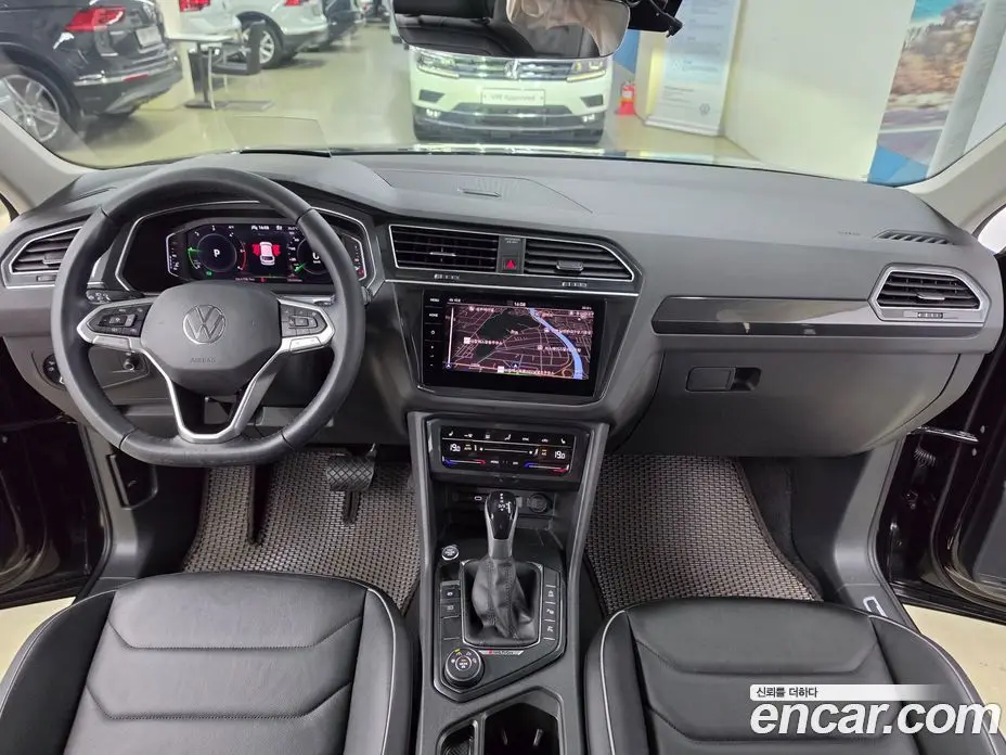 Volkswagen Tiguan 2021 2.0 автомат (гидро), фото 7 Volkswagen Tiguan 2021 2.0 автомат (гидро), фото 7