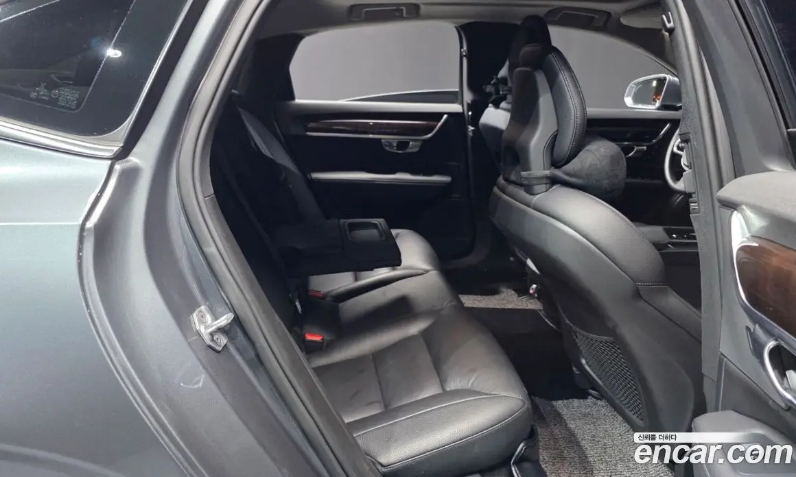 Volvo S90 2017 2.0 автомат (гидро), фото 12 Volvo S90 2017 2.0 автомат (гидро), фото 12