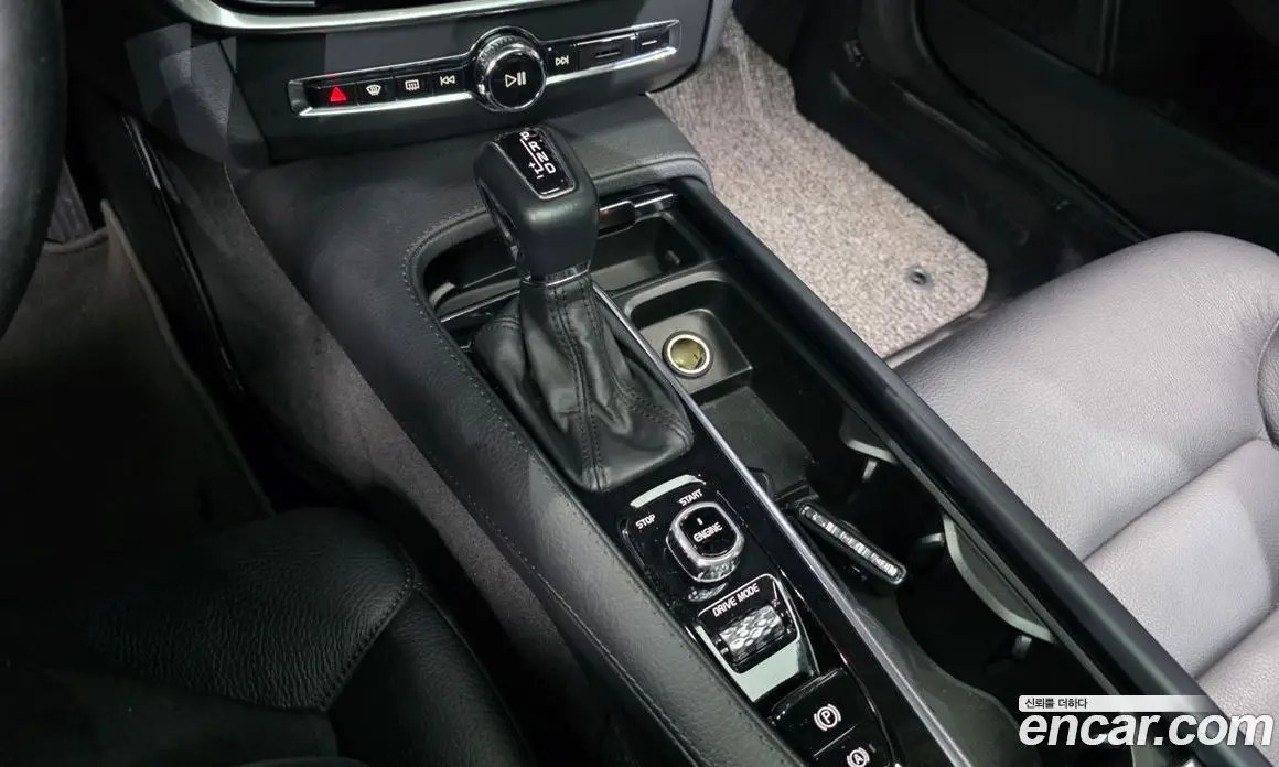 Volvo S90 2017 2.0 автомат (гидро), фото 9 Volvo S90 2017 2.0 автомат (гидро), фото 9