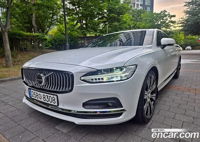 Volvo S90 2025 2.0 автомат (гидро), миниатюра 2 Volvo S90 2025 2.0 автомат (гидро), миниатюра 2