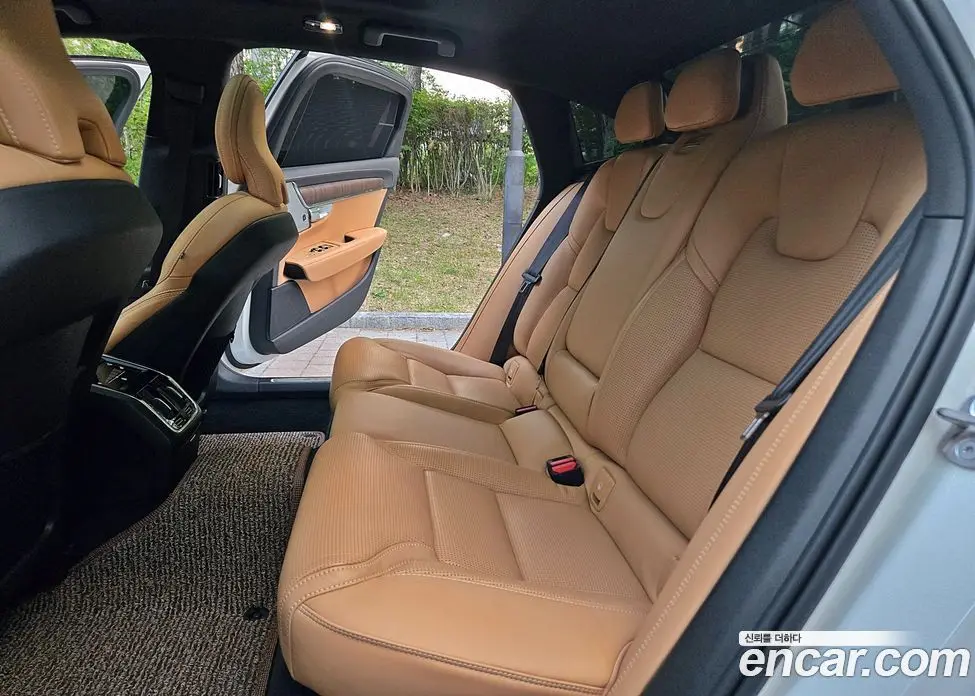 Volvo S90 2025 2.0 автомат (гидро), фото 14 Volvo S90 2025 2.0 автомат (гидро), фото 14