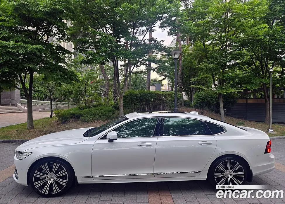 Volvo S90 2025 2.0 автомат (гидро), фото 3 Volvo S90 2025 2.0 автомат (гидро), фото 3