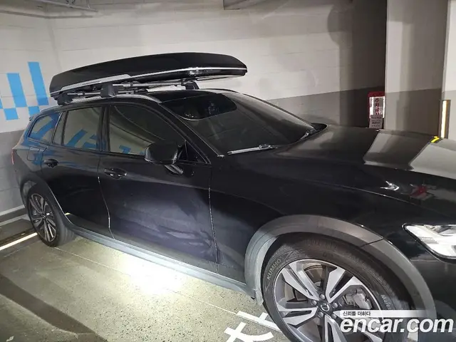 Volvo V60 2019 2.0 автомат (гидро), миниатюра 12
