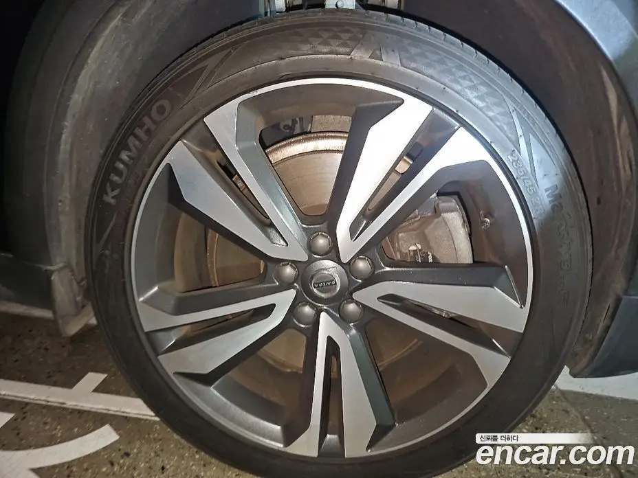 Volvo V60 2019 2.0 автомат (гидро), фото 13 Volvo V60 2019 2.0 автомат (гидро), фото 13