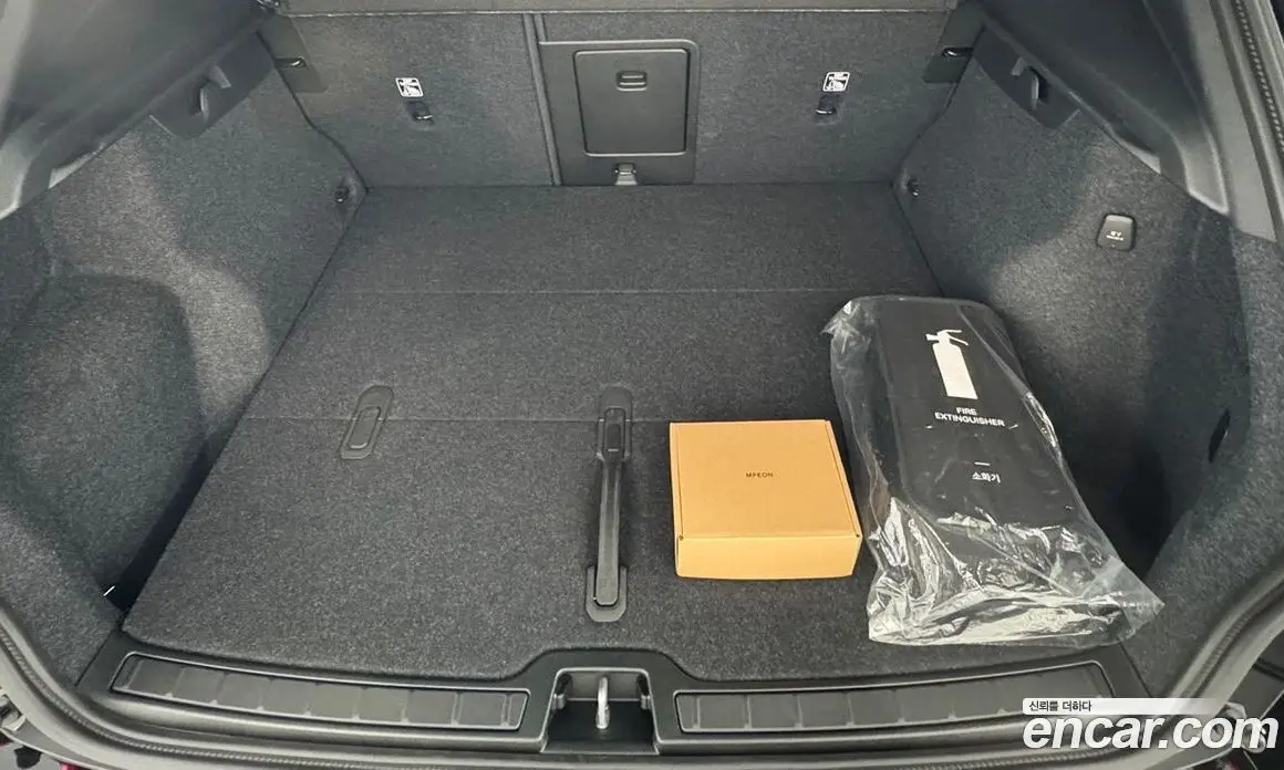 Volvo XC40 2026 2.0 автомат (гидро), фото 13 Volvo XC40 2026 2.0 автомат (гидро), фото 13
