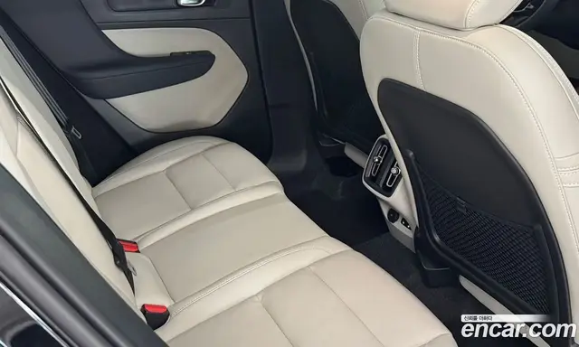 Volvo XC40 2026 2.0 автомат (гидро), миниатюра 10 Volvo XC40 2026 2.0 автомат (гидро), миниатюра 10