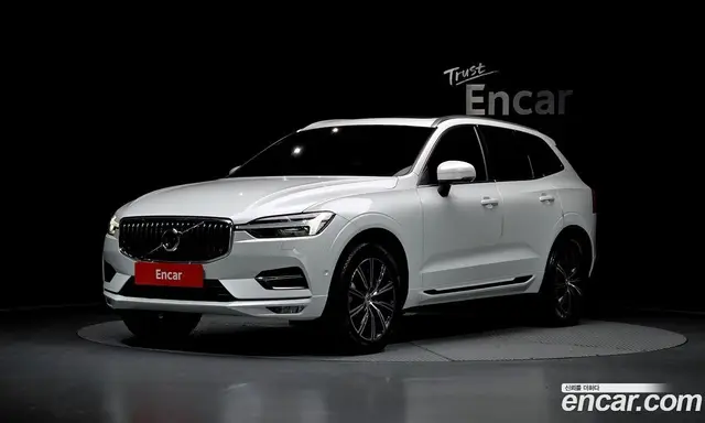 Volvo XC60 2021 2.0 автомат (гидро), миниатюра 1 Volvo XC60 2021 2.0 автомат (гидро), миниатюра 1