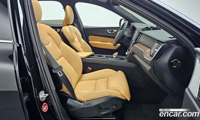 Volvo XC60 2023 2.0 автомат (гидро), миниатюра 11 Volvo XC60 2023 2.0 автомат (гидро), миниатюра 11