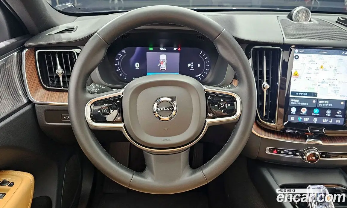 Volvo XC60 2023 2.0 автомат (гидро), фото 13 Volvo XC60 2023 2.0 автомат (гидро), фото 13