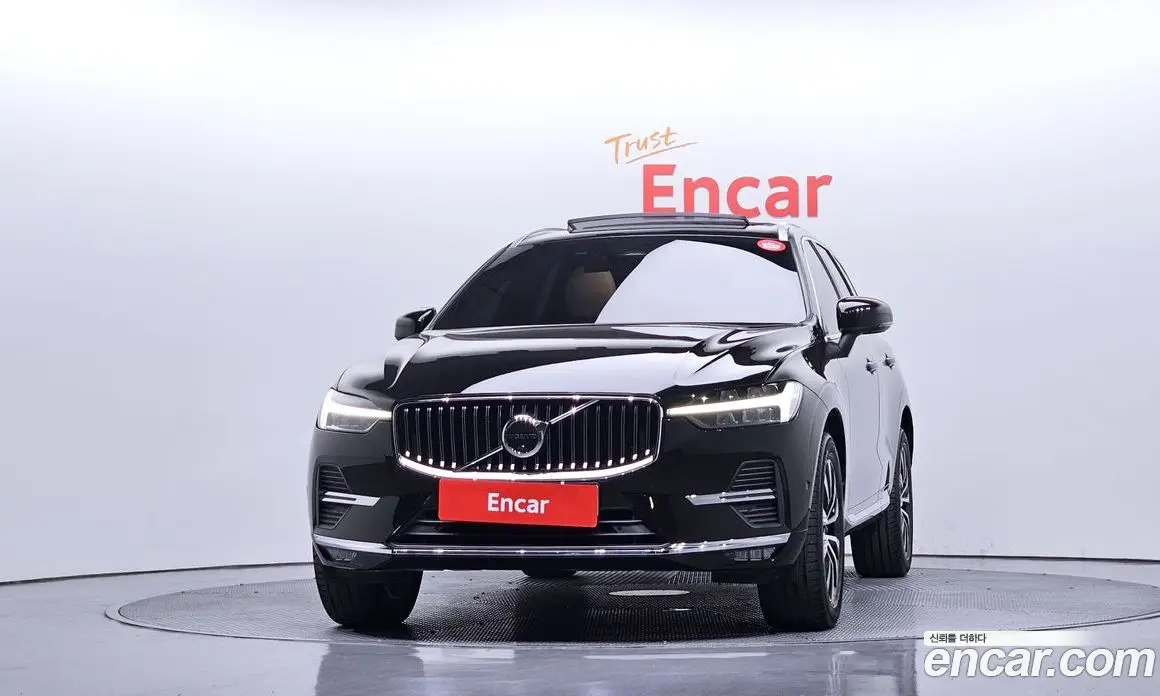 Volvo XC60 2023 2.0 автомат (гидро), фото 3 Volvo XC60 2023 2.0 автомат (гидро), фото 3