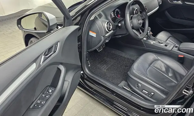 Audi A3 2015 1.6 автомат (гидро), миниатюра 12