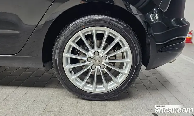 Audi A3 2015 1.6 автомат (гидро), миниатюра 6 Audi A3 2015 1.6 автомат (гидро), миниатюра 6