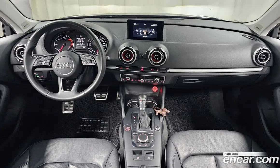 Audi A3 2015 1.6 автомат (гидро), фото 9 Audi A3 2015 1.6 автомат (гидро), фото 9