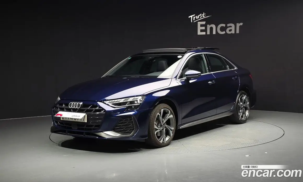 Audi A3 2025 2.0 автомат (гидро), фото 1 Audi A3 2025 2.0 автомат (гидро), фото 1