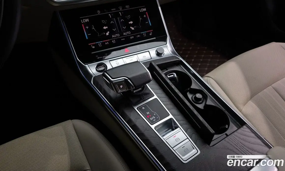 Audi A6 2023 2.0 автомат (гидро), фото 9