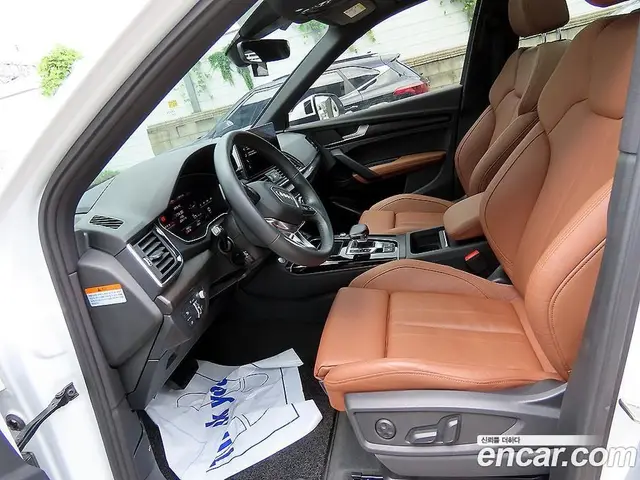 Audi Q5 2023 2.0 автомат (гидро), миниатюра 5 Audi Q5 2023 2.0 автомат (гидро), миниатюра 5
