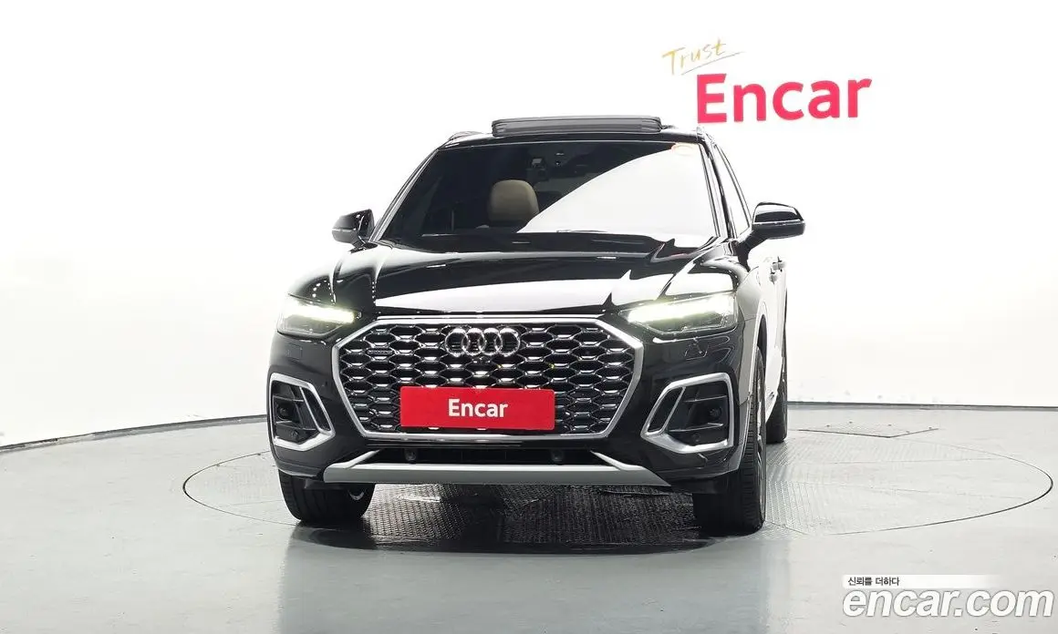 Audi Q5 2024 2.0 автомат (гидро), фото 3