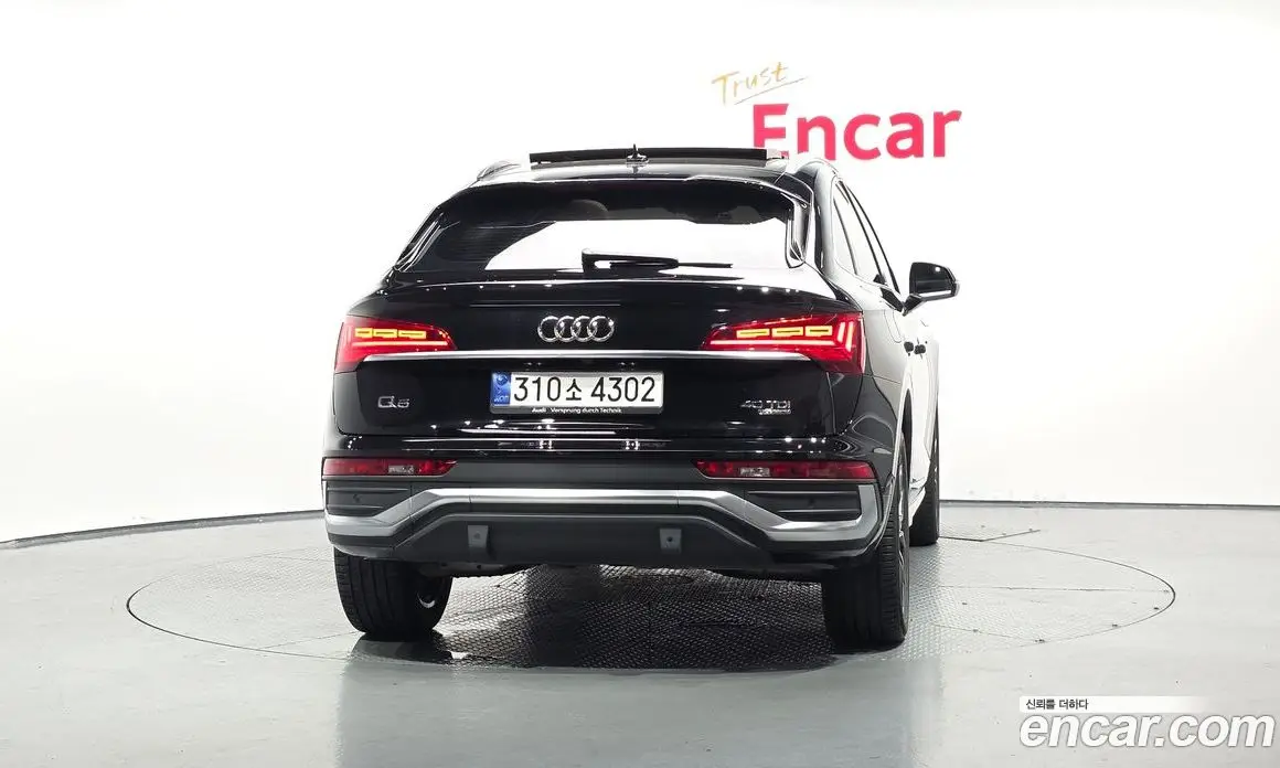 Audi Q5 2024 2.0 автомат (гидро), фото 4