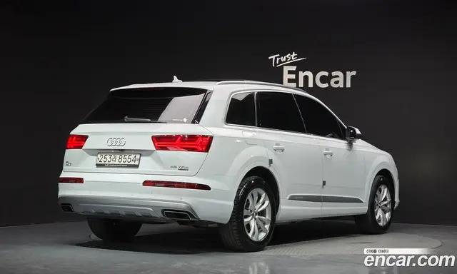 Audi Q7 2019 2.0 автомат (гидро), миниатюра 2 Audi Q7 2019 2.0 автомат (гидро), миниатюра 2