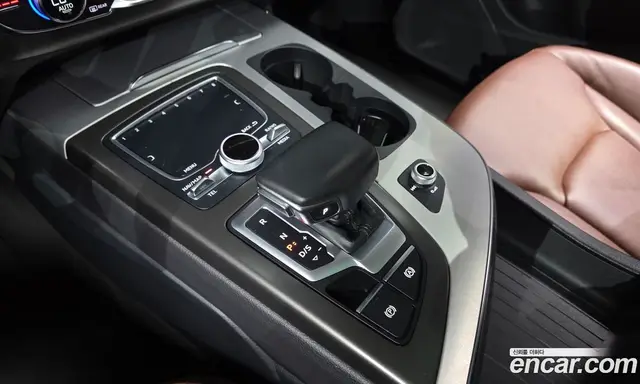 Audi Q7 2019 2.0 автомат (гидро), миниатюра 11 Audi Q7 2019 2.0 автомат (гидро), миниатюра 11