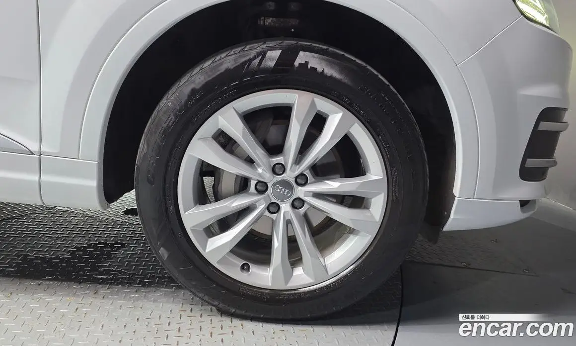 Audi Q7 2019 2.0 автомат (гидро), фото 7 Audi Q7 2019 2.0 автомат (гидро), фото 7