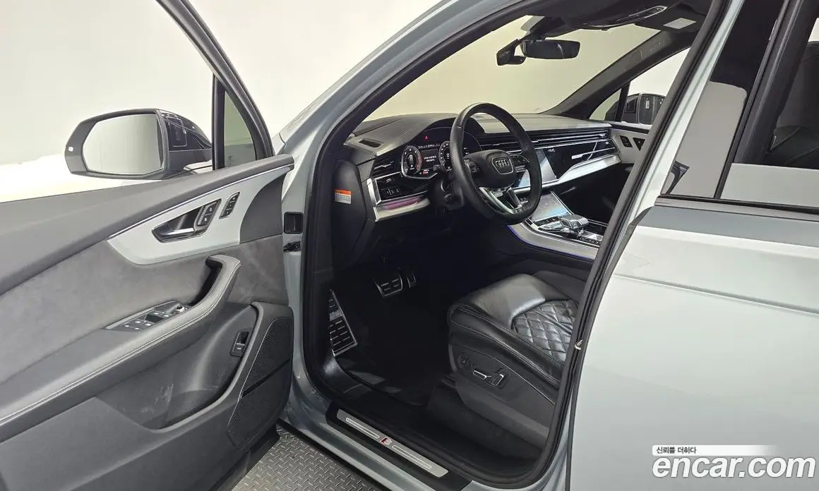 Audi Q7 2023 3.0 автомат (гидро), фото 10 Audi Q7 2023 3.0 автомат (гидро), фото 10