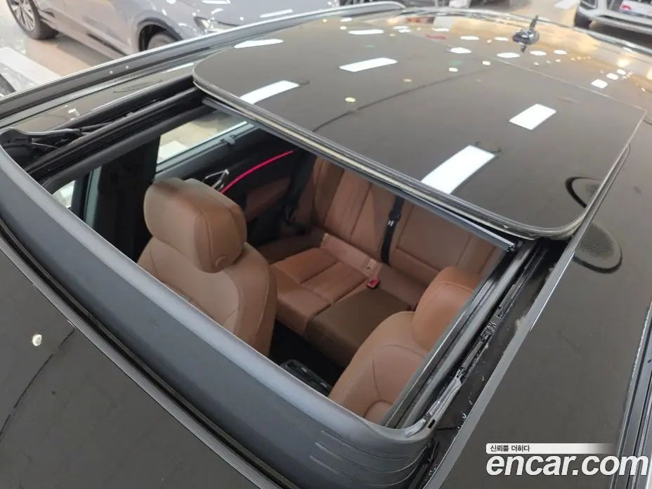 Audi Q8 e-tron 2024 автомат (гидро), фото 20 Audi Q8 e-tron 2024 автомат (гидро), фото 20