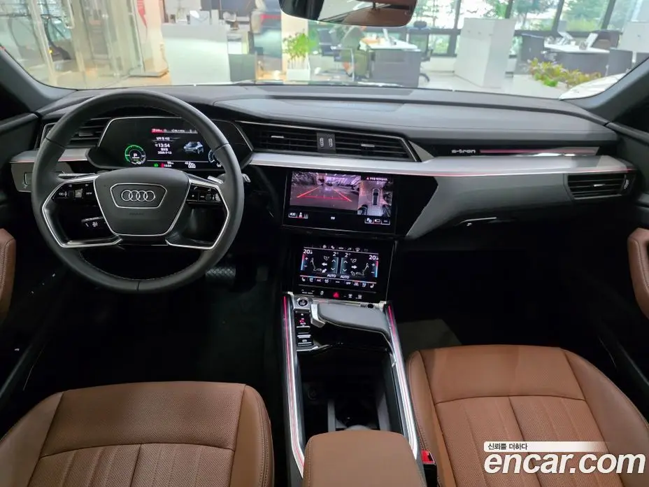 Audi Q8 e-tron 2024 автомат (гидро), фото 7 Audi Q8 e-tron 2024 автомат (гидро), фото 7