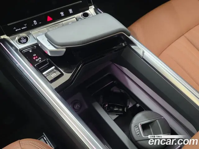 Audi Q8 e-tron 2024 автомат (гидро), миниатюра 9 Audi Q8 e-tron 2024 автомат (гидро), миниатюра 9