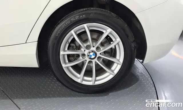 BMW 1 серия 2016 2.0 автомат (гидро), миниатюра 7 BMW 1 серия 2016 2.0 автомат (гидро), миниатюра 7