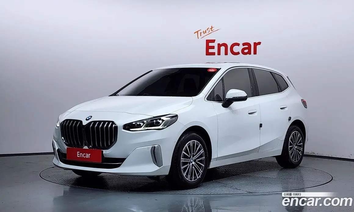 BMW 2 серия 2023 2.0 автомат (гидро), фото 1 BMW 2 серия 2023 2.0 автомат (гидро), фото 1