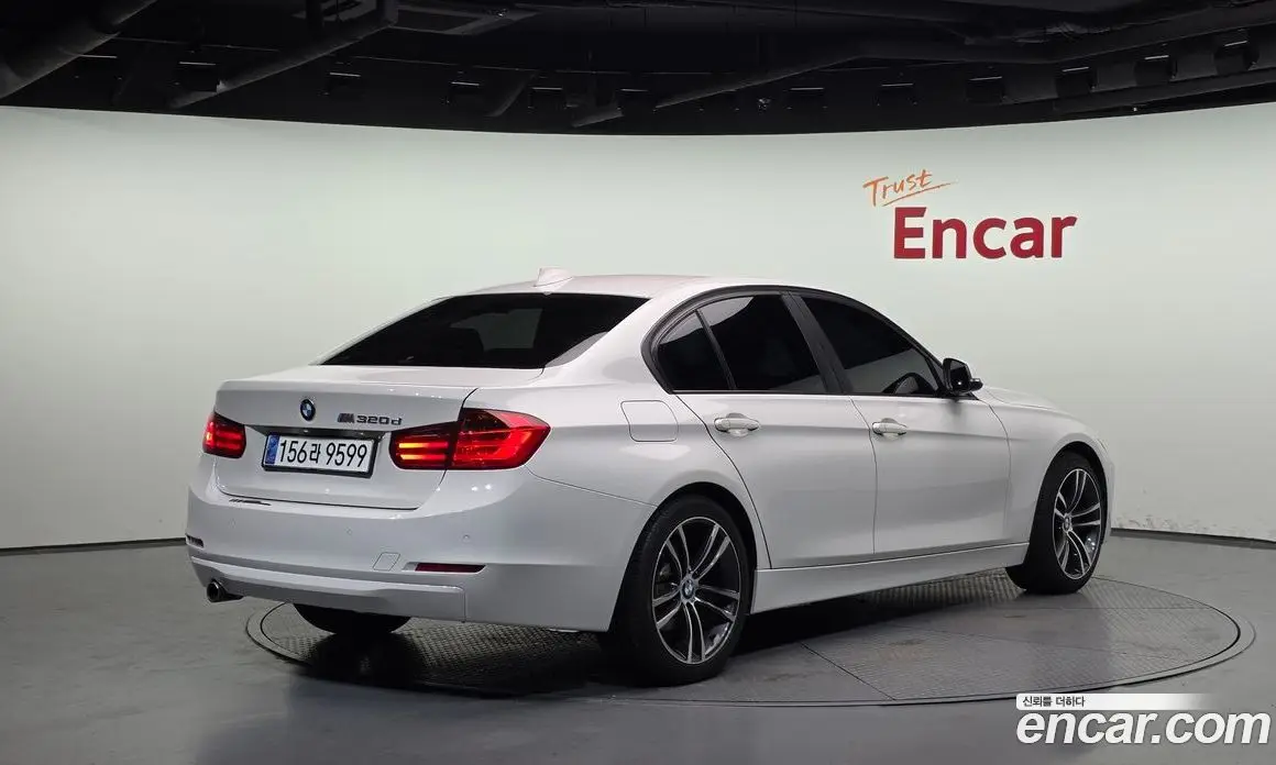 BMW 3 серия 2013 2.0 автомат (гидро), фото 2 BMW 3 серия 2013 2.0 автомат (гидро), фото 2