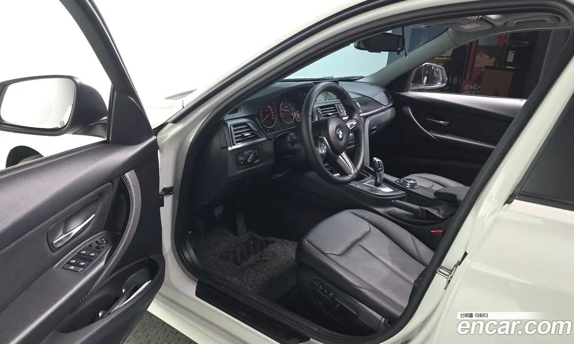 BMW 3 серия 2013 2.0 автомат (гидро), фото 10 BMW 3 серия 2013 2.0 автомат (гидро), фото 10