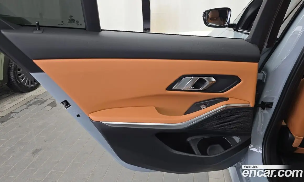 BMW 3 серия 2023 2.0 автомат (гидро), фото 15 BMW 3 серия 2023 2.0 автомат (гидро), фото 15